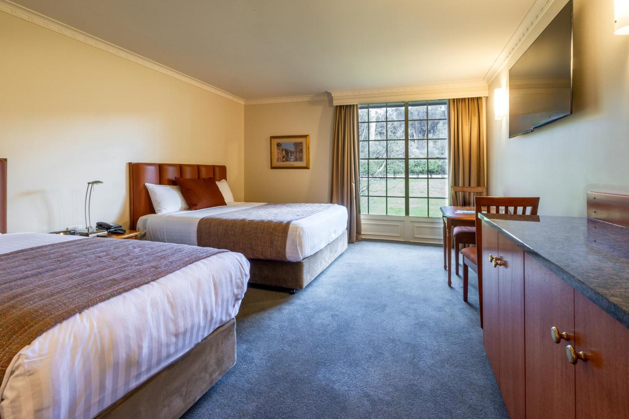 Country Club Tasmania Hotel Launceston Room photo